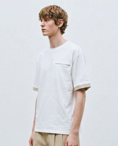  URBAN REVIVO - Áo thun nam cổ tròn tay ngắn phối viền 