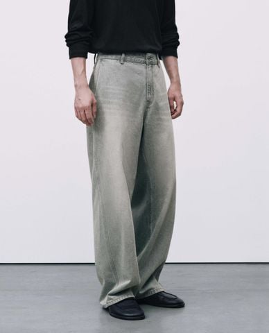 URBAN REVIVO - Quần jeans nam ống rộng wash bạc 
