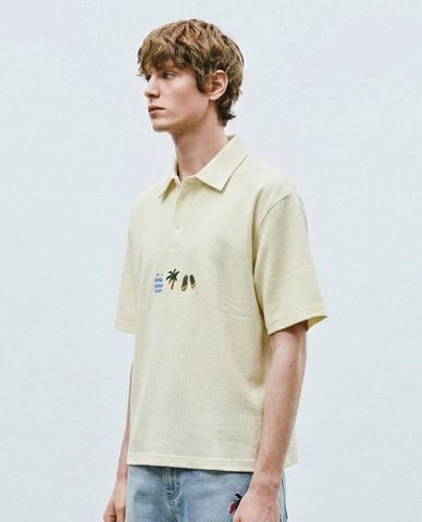  URBAN REVIVO - Áo polo nam cổ bẻ tay ngắn in hình 