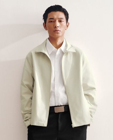  URBAN REVIVO - Áo khoác thể thao nam cổ cao khóa kéo 