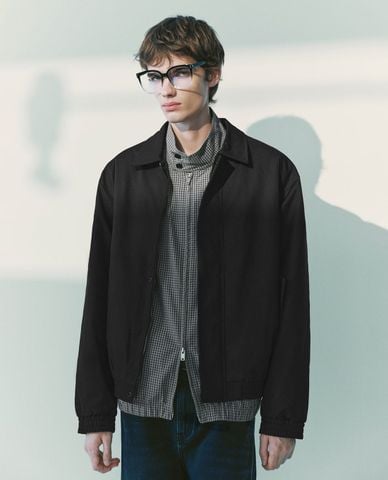  URBAN REVIVO - Áo khoác bomber nam cổ bẻ tay dài 
