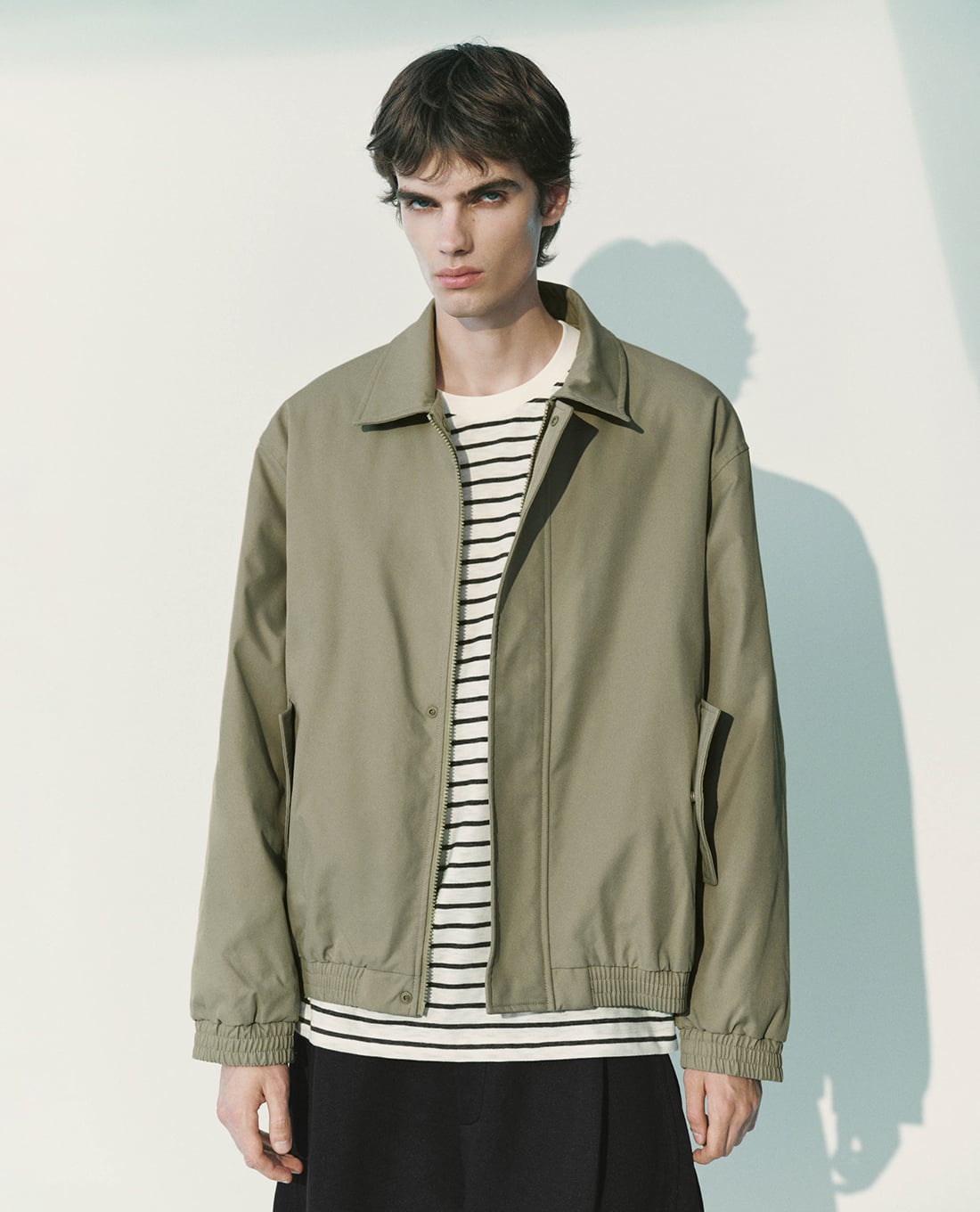 URBAN REVIVO - Áo khoác bomber nam cổ bẻ tay dài