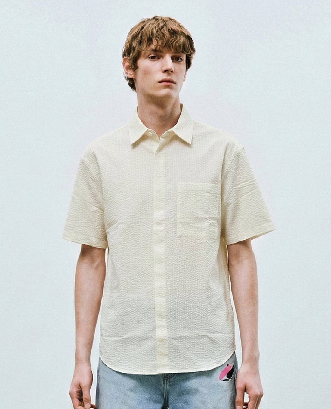 URBAN REVIVO - Áo sơ mi nam cổ bẻ tay ngắn thanh lịch