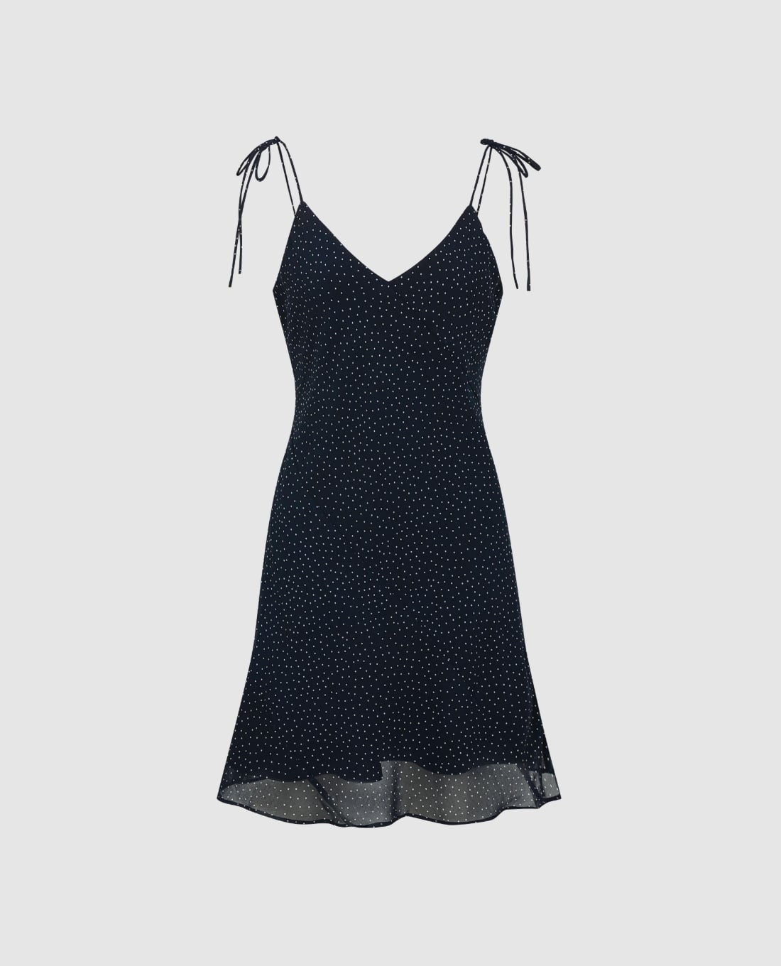 URBAN REVIVO - Đầm hai dây mini cổ V họa tiết chấm bi