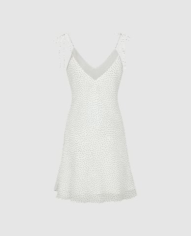  URBAN REVIVO - Đầm hai dây mini cổ V họa tiết chấm bi 