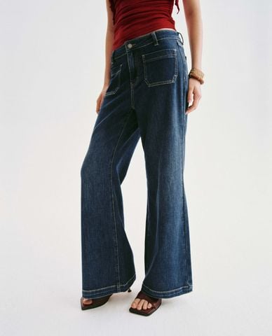  URBAN REVIVO - Quần jeans nữ ống loe wash bạc 