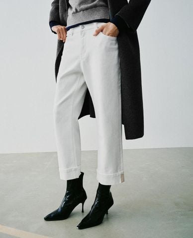  URBAN REVIVO - Quần jeans nữ ống đứng xắn gấu 