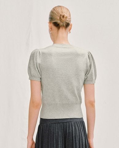  URBAN REVIVO - Áo dệt kim nữ tay ngắn phom ôm 