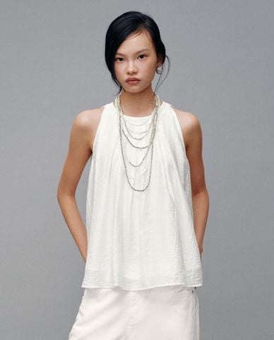  URBAN REVIVO - Áo sát nách nữ cổ tròn xếp li dáng xòe 