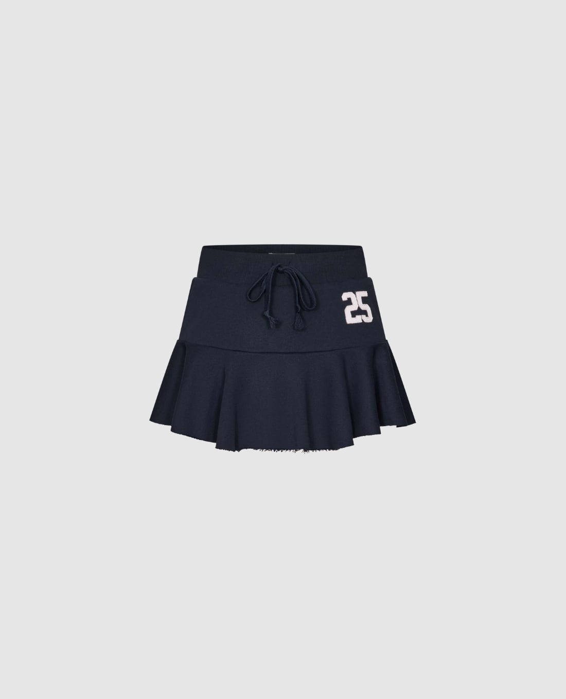 URBAN REVIVO - Chân váy xếp li mini rút dây thêu số