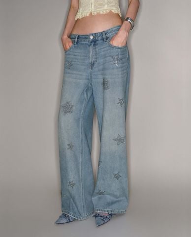  URBAN REVIVO - Quần jeans nữ ống rộng đính đá ngôi sao 