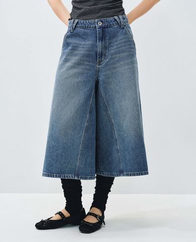  URBAN REVIVO - Quần jeans nữ ống rộng cạp cao dáng lửng 