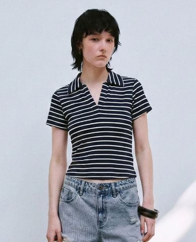  URBAN REVIVO - Áo polo nữ tay ngắn kẻ sọc phom ôm 