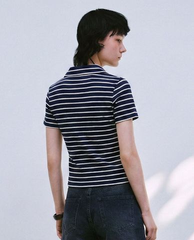  URBAN REVIVO - Áo polo nữ tay ngắn kẻ sọc phom ôm 