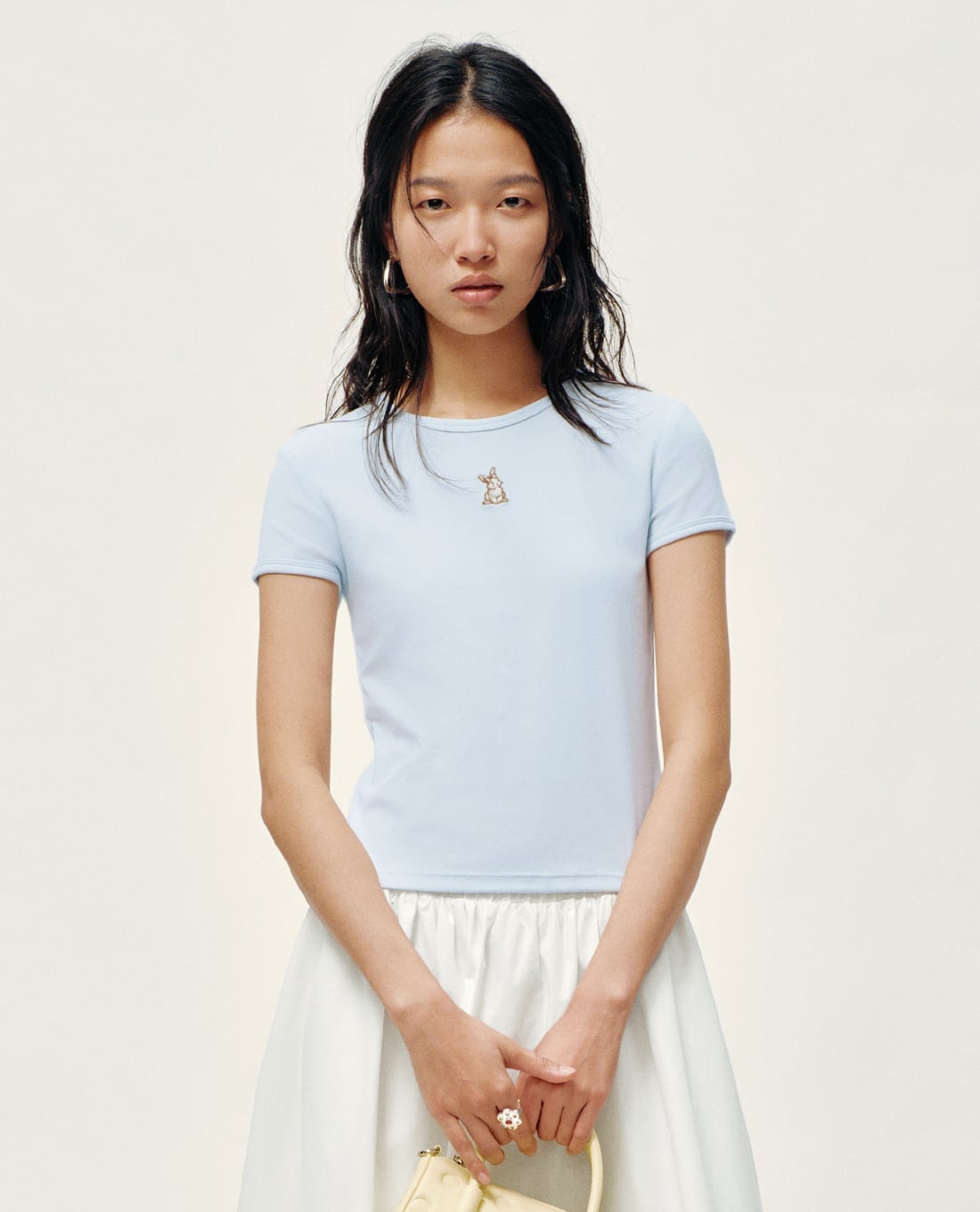 URBAN REVIVO - Áo thun nữ cổ tròn tay ngắn phom ôm