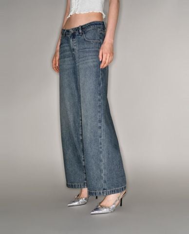  URBAN REVIVO - Quần jeans nữ ống rộng wash bạc 