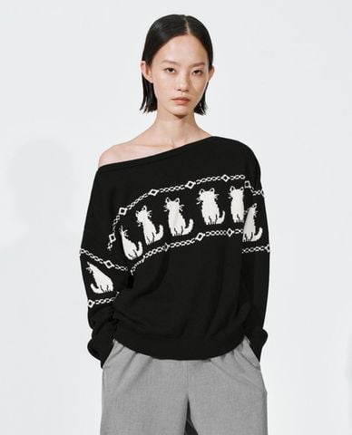  URBAN REVIVO - Áo dệt kim nữ cổ thuyền tay dài phối họa tiết 