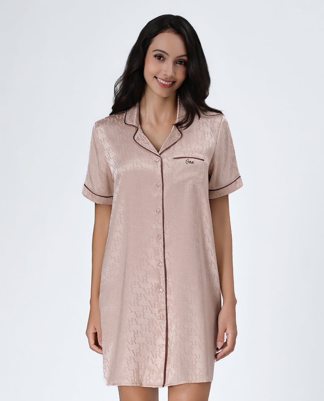 VERA - Đầm pijama tay ngắn satin phối họa tiết