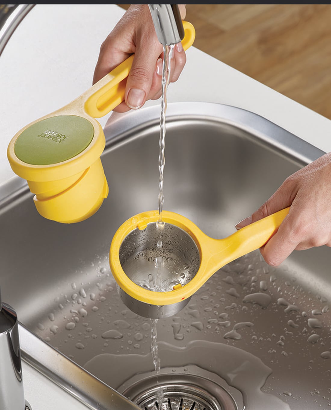 JOSEPH JOSEPH - Dụng cụ vắt cam bằng tay xoắn cộng lực