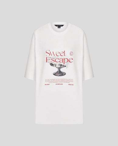  URBAN REVIVO - Áo thun nam cổ tròn tay ngắn in hình 