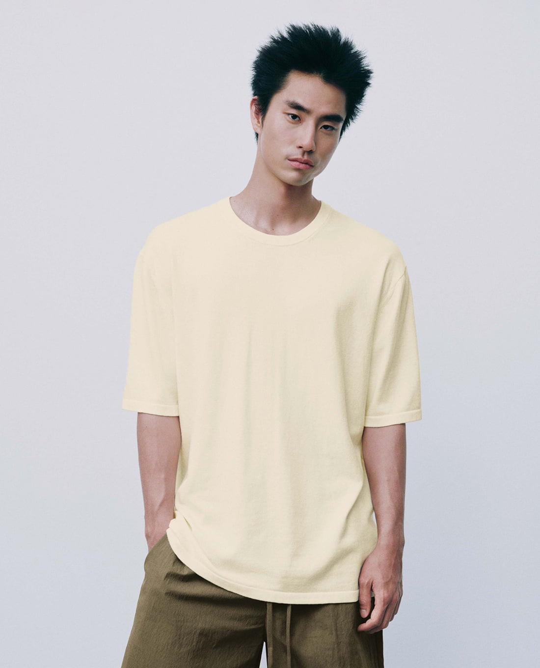 URBAN REVIVO - Áo thun nam cổ tròn tay ngắn phom suông