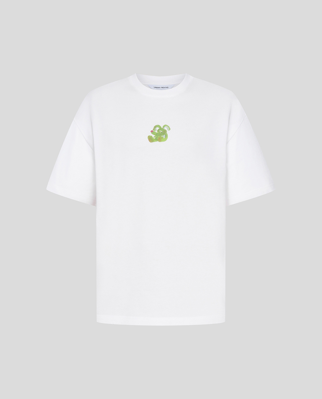 URBAN REVIVO - Áo thun nam cổ tròn tay ngắn in họa tiết