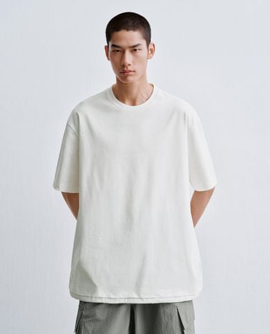  URBAN REVIVO - Áo thun nam cổ tròn tay ngắn 