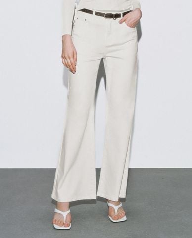  URBAN REVIVO - Quần jeans nữ ống loe thanh lịch 