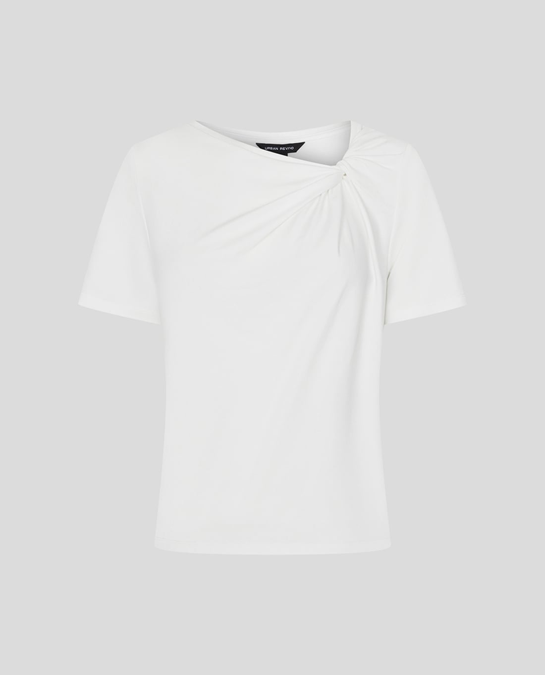 URBAN REVIVO - Áo kiểu nữ cổ nhún lệch vai