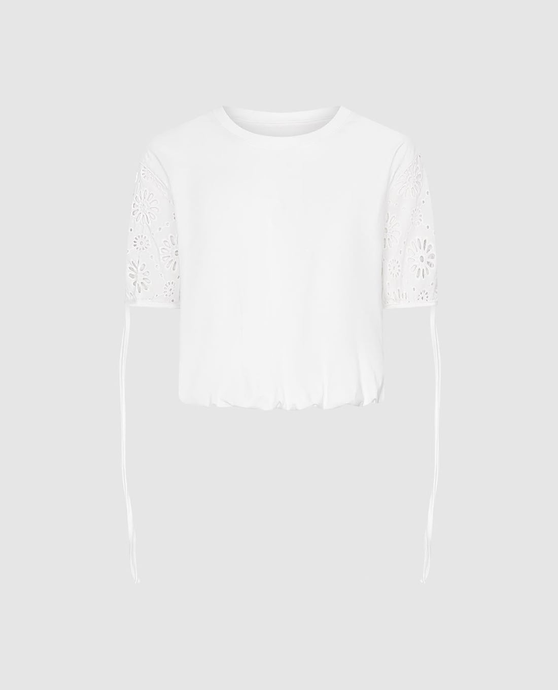 URBAN REVIVO - Áo kiểu nữ cổ tròn tay ngắn phối ren