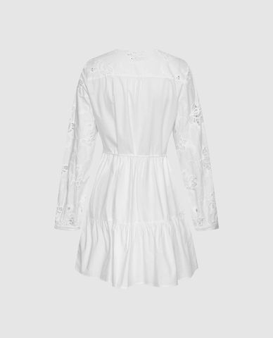  URBAN REVIVO - Đầm xếp tầng mini cổ V ren hoa 