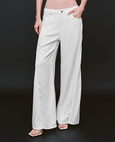  URBAN REVIVO - Quần jeans nữ ống rộng thời thượng 