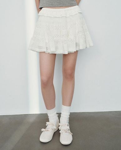  URBAN REVIVO - Chân váy xếp tầng mini phối ren 