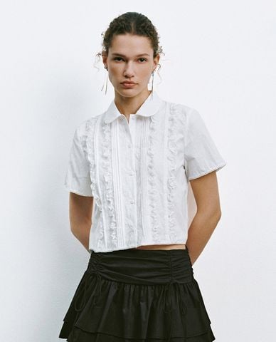  URBAN REVIVO - Áo sơ mi nữ cổ sen phối bèo nhún 