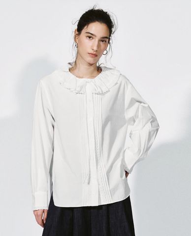  URBAN REVIVO - Áo sơ mi nữ cổ bèo tay dài phối ren 