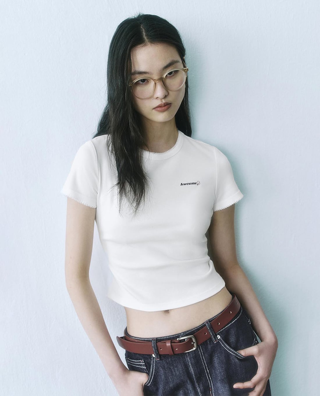 URBAN REVIVO - Áo croptop nữ cổ tròn tay ngắn phom ôm