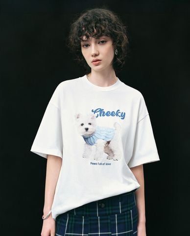  URBAN REVIVO - Áo thun nữ cổ tròn tay ngắn in họa tiết 