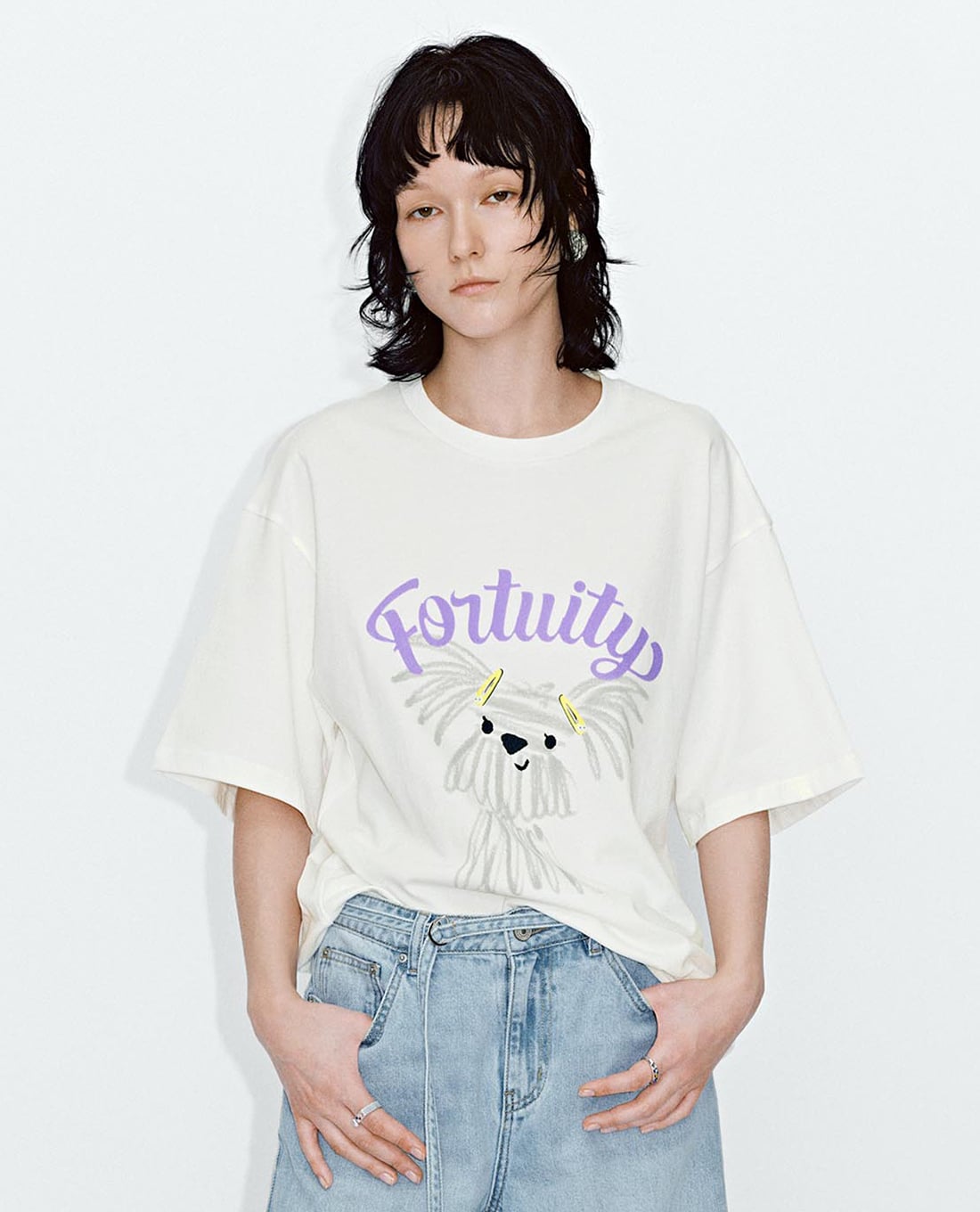 URBAN REVIVO - Áo thun nữ cổ tròn tay ngắn in họa tiết