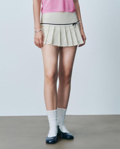  URBAN REVIVO - Chân váy xếp li mini phối viền 