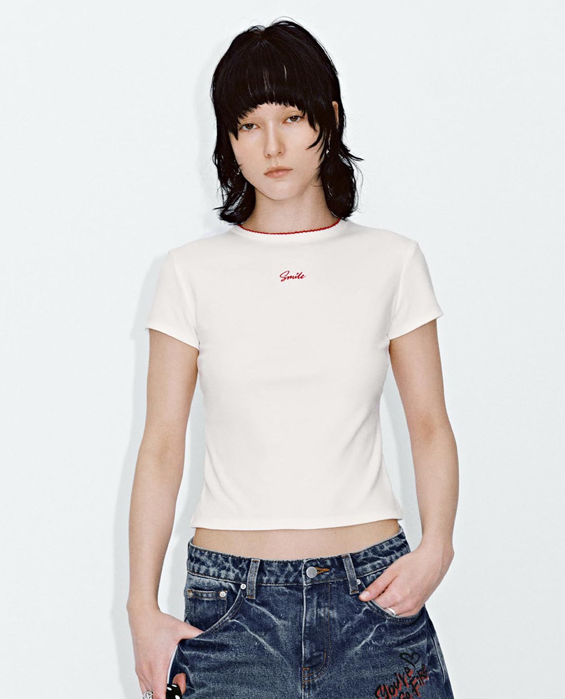 URBAN REVIVO - Áo thun nữ cổ tròn tay ngắn phom ôm