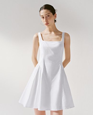  URBAN REVIVO - Đầm hai dây mini cổ vuông dáng xoè 