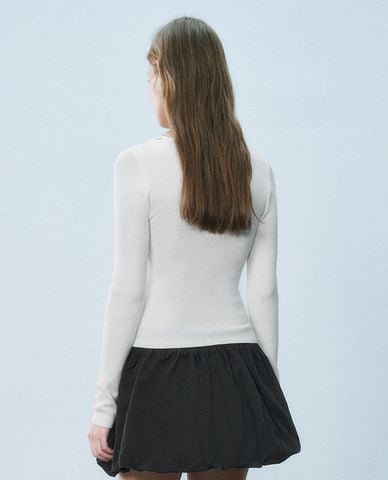  URBAN REVIVO - Áo dệt kim nữ cổ vuông tay dài viền ren 