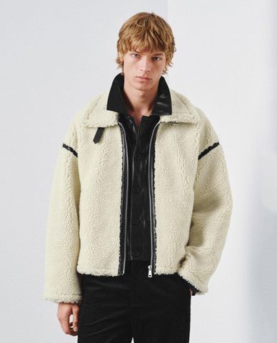  URBAN REVIVO - Áo khoác lông nam cổ bẻ tay dài 