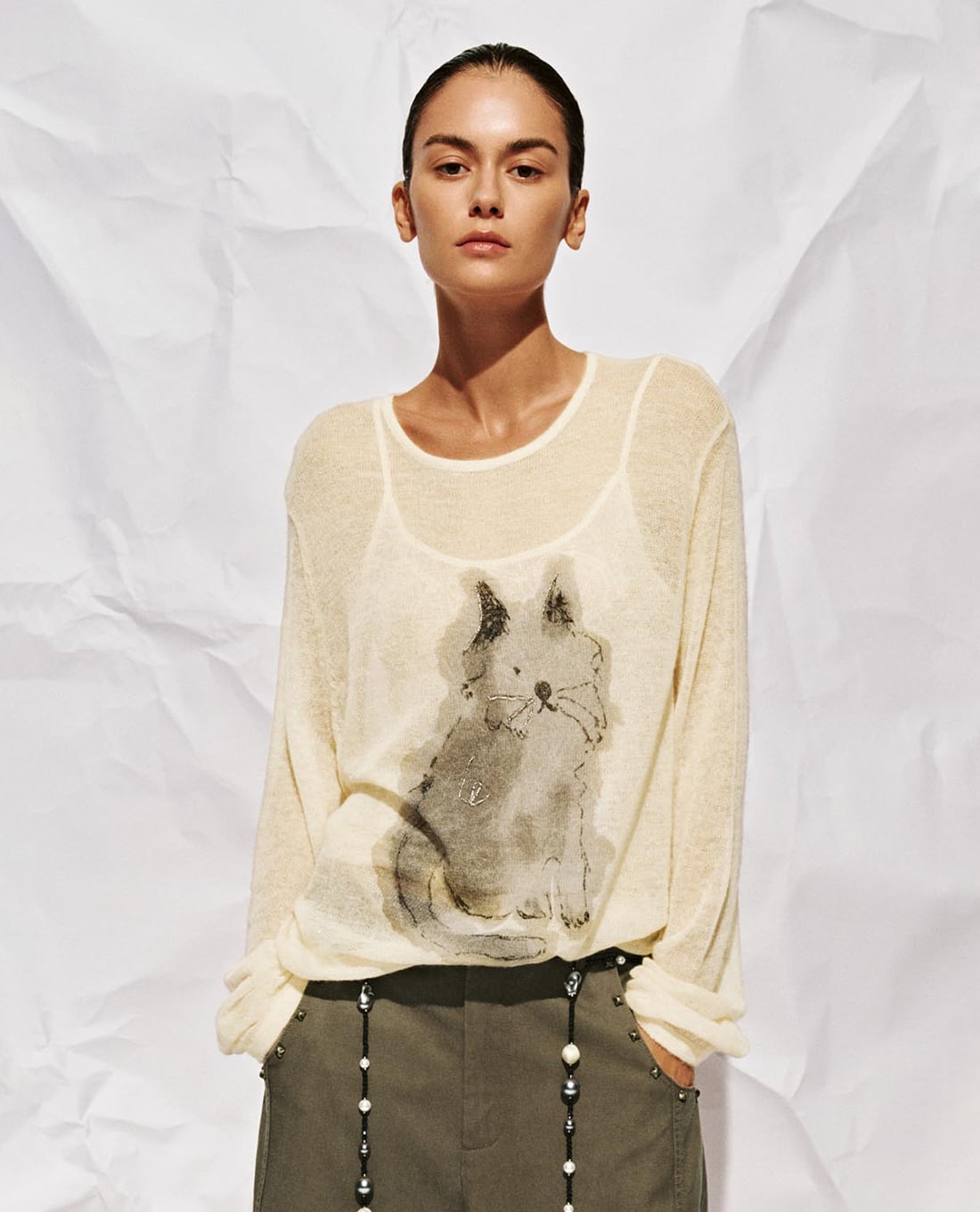 URBAN REVIVO - Áo dệt kim nữ cổ tròn tay dài in họa tiết