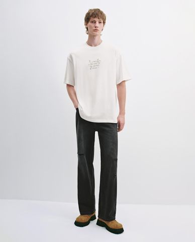  URBAN REVIVO - Áo thun nam cổ tròn tay ngắn 