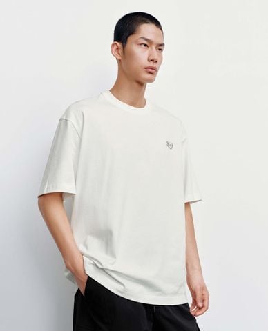  URBAN REVIVO - Áo thun nam cổ tròn tay ngắn in hình 