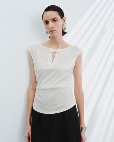  URBAN REVIVO - Áo sát nách nữ cổ tròn phối nơ 