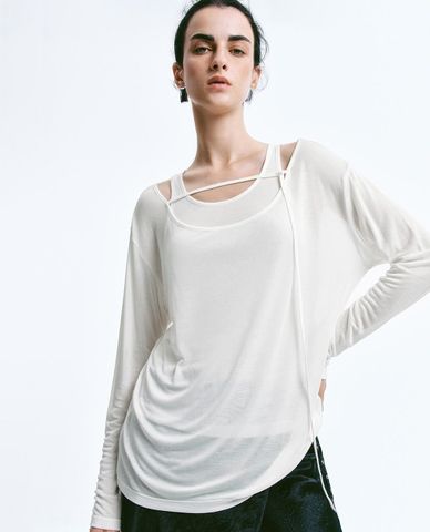  URBAN REVIVO - Áo kiểu nữ cổ tròn tay dài 2 In 1 