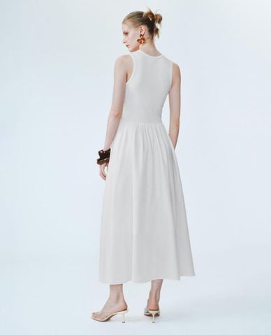  URBAN REVIVO - Đầm sát nách midi dáng xoè thanh lịch 