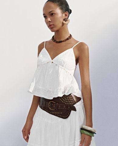  URBAN REVIVO - Áo hai dây nữ cổ V phối hạt 